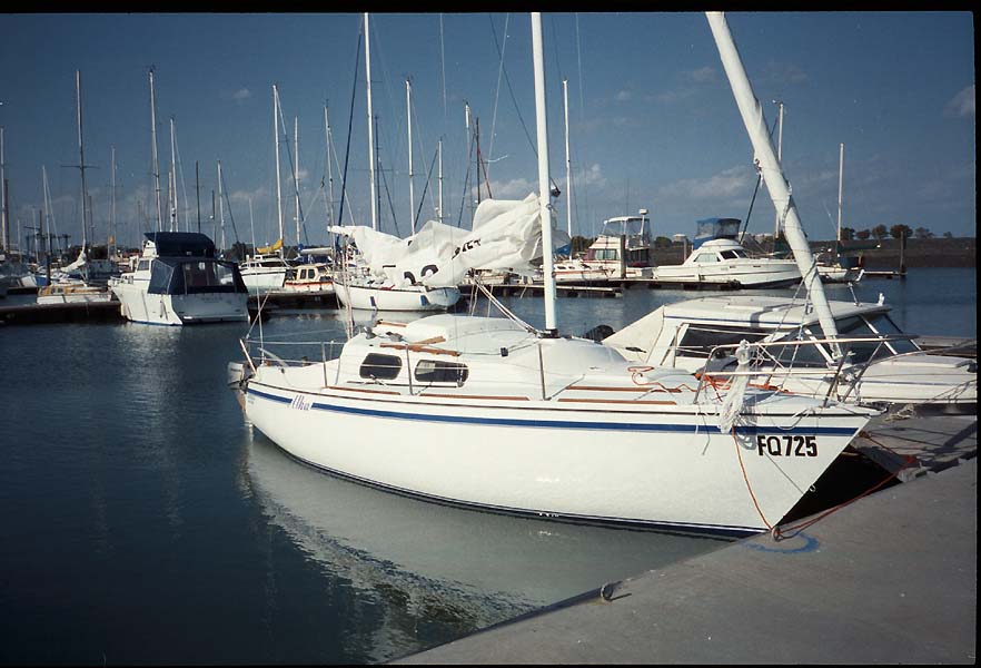 [photo - in Hastings marina]